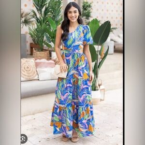 Avara Melina Dress Size Medium